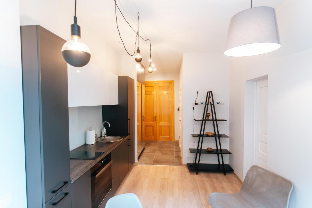 Central Comfort At Hanzas Residence, Stay Near Cafes, Bars, Museums & Esplanade Riga Eksteriør bilde
